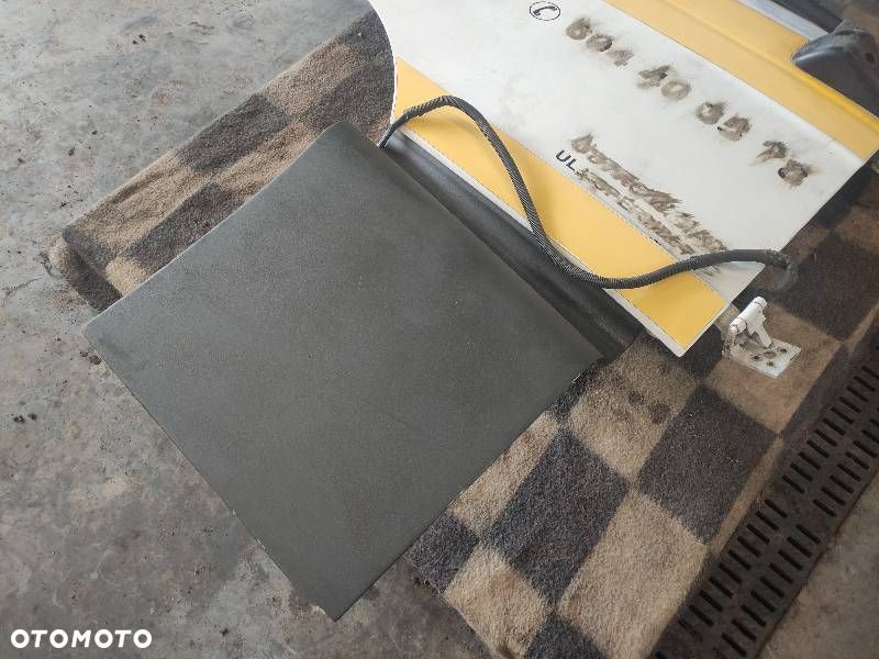 DRZWI KOMPLETNE PRAWY PRZÓD MAN TGA - 13