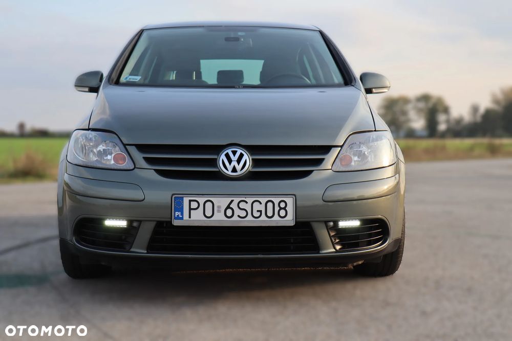 Volkswagen Golf 1.6 FSI Comfortline Tiptr - 36