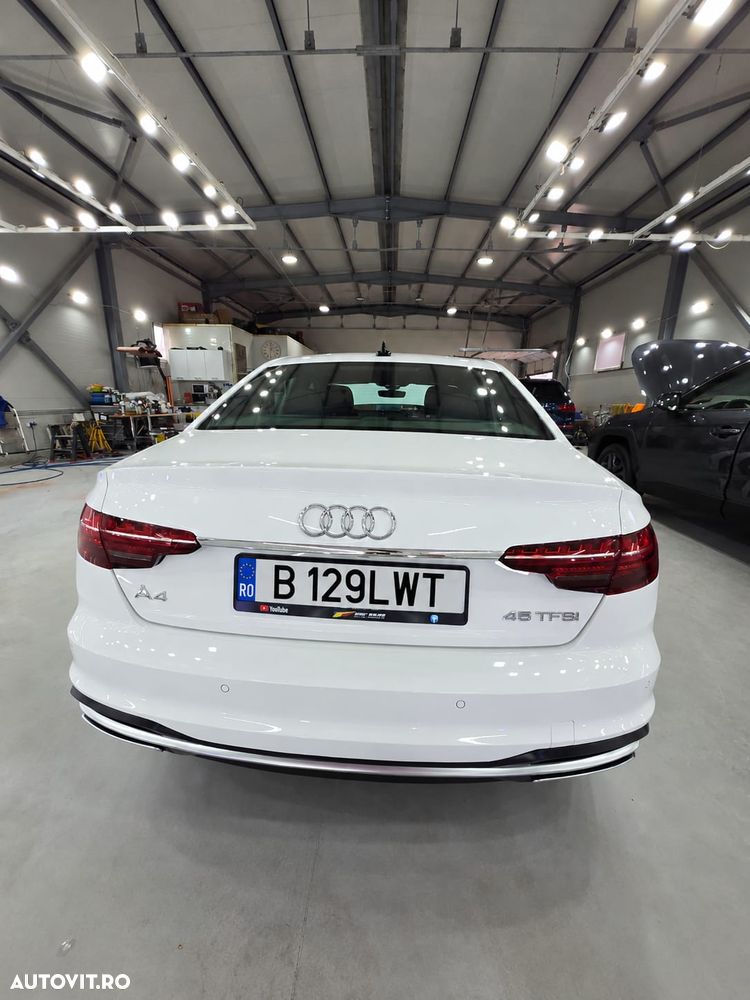Audi A4 Limuzina 45 TFSI quattro S tronic MHEV S Line - 4