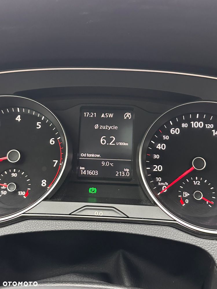 Volkswagen Passat Variant - 20