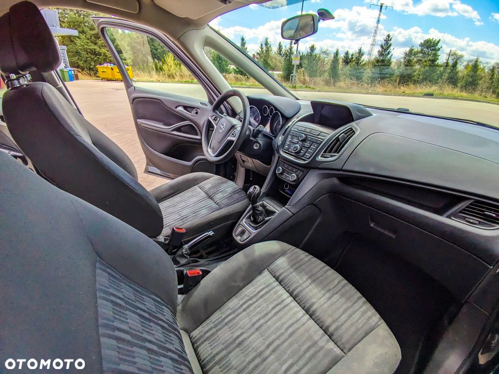 Opel Zafira 2.0 CDTI Enjoy - 9