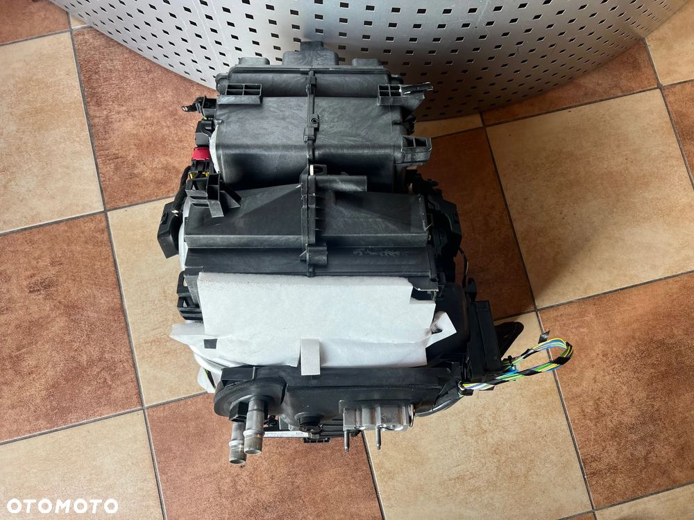 NAGRZEWNICA KLIMATRONIK WENTYLATOR  CITROEN DS3 CROSSBACK PEUGEOT 208 II EUROPA 2020 ROK - 7