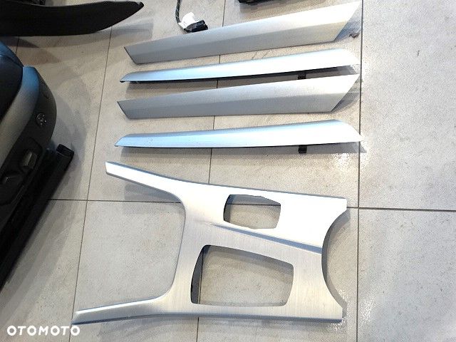 X3 F25 Euro Skóra Nevada Ambiente Grzane Pompowane Fotele Rolety Pamięć Przeszycia Podłokietnik Boczki Podświetlane Wiązki - 30