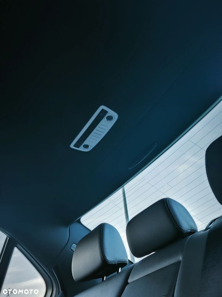 Mercedes-Benz Klasa E - 31