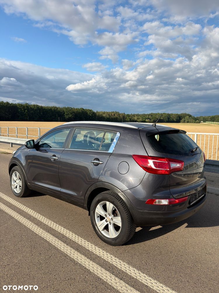 Kia Sportage 2.0 L 2WD - 3