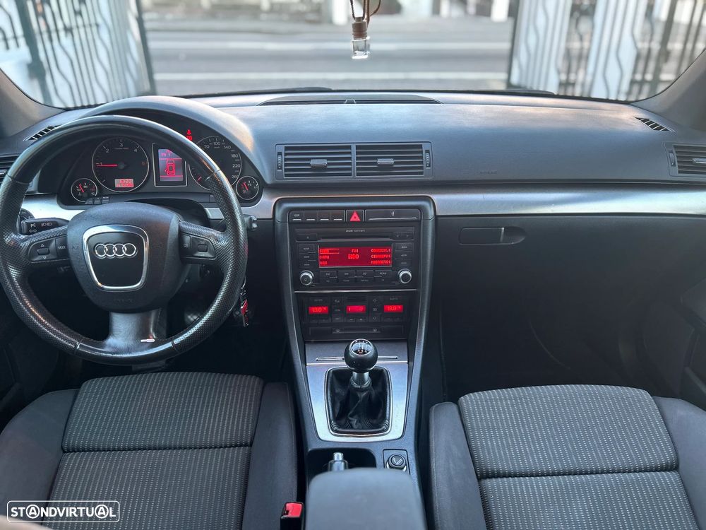 Audi A4 Avant 2.0 TDi S-line - 13