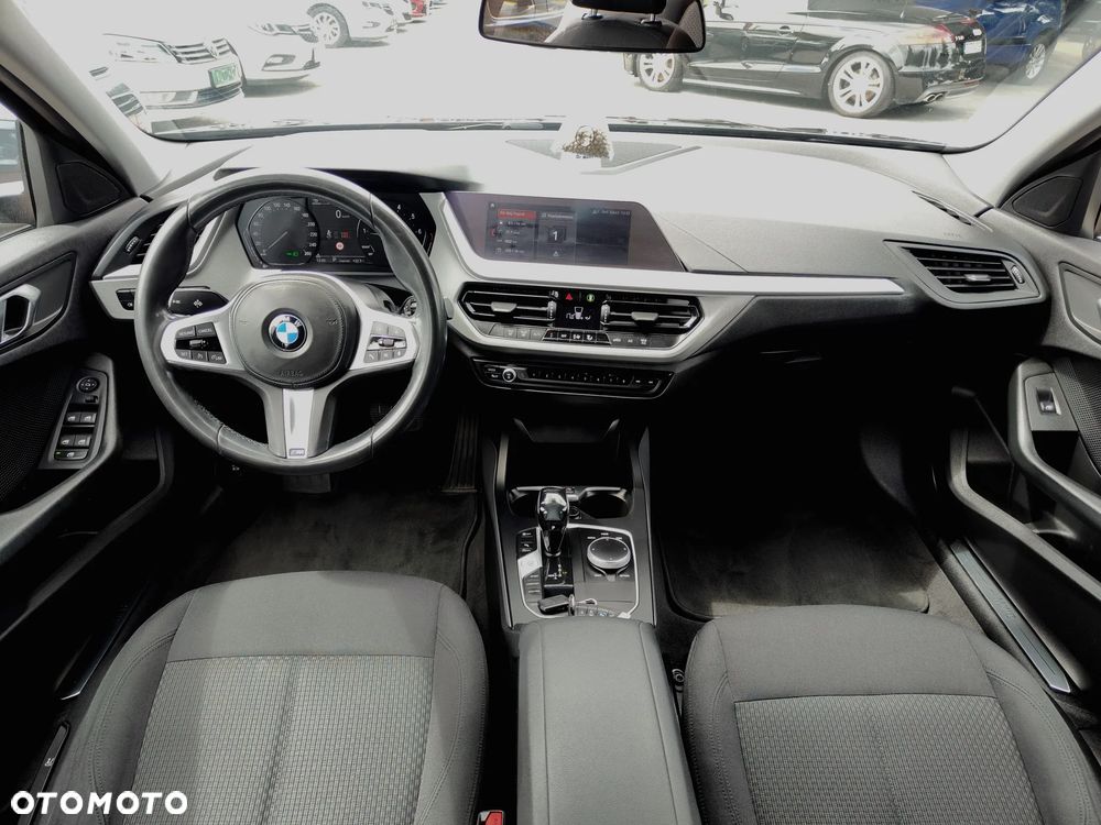 BMW Seria 1 118i - 14