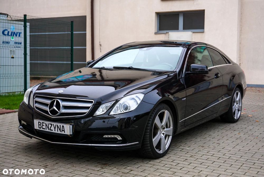 Mercedes-Benz Klasa E 250 BlueEFFICIENCY 7G-TRONIC Avantgarde - 16