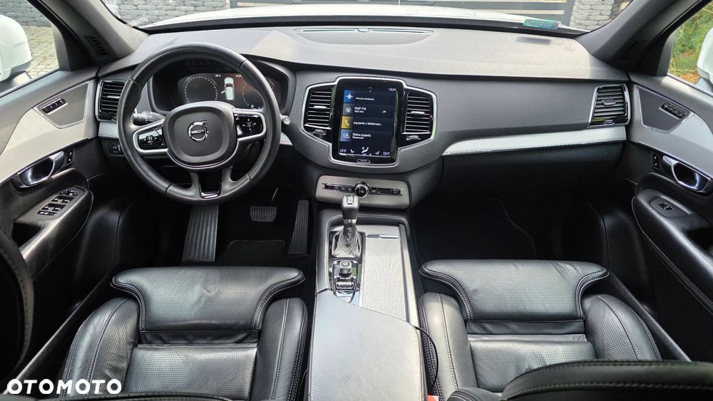 Volvo XC 90 D5 SCR AWD Inscription 7os - 14