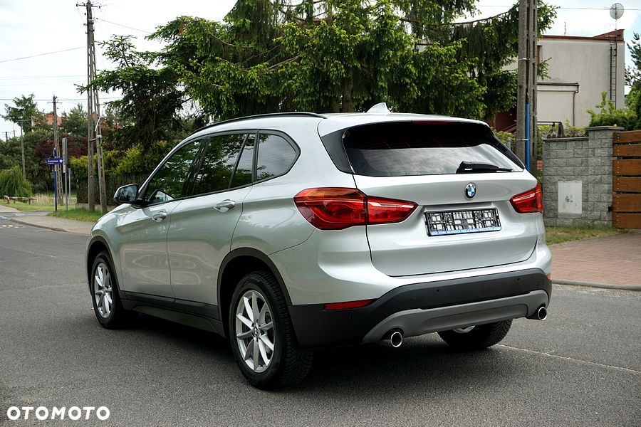 BMW X1 sDrive18d xLine sport - 14