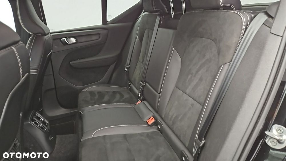 Volvo XC 40 T5 Plug-In Hybrid R-Design - 22