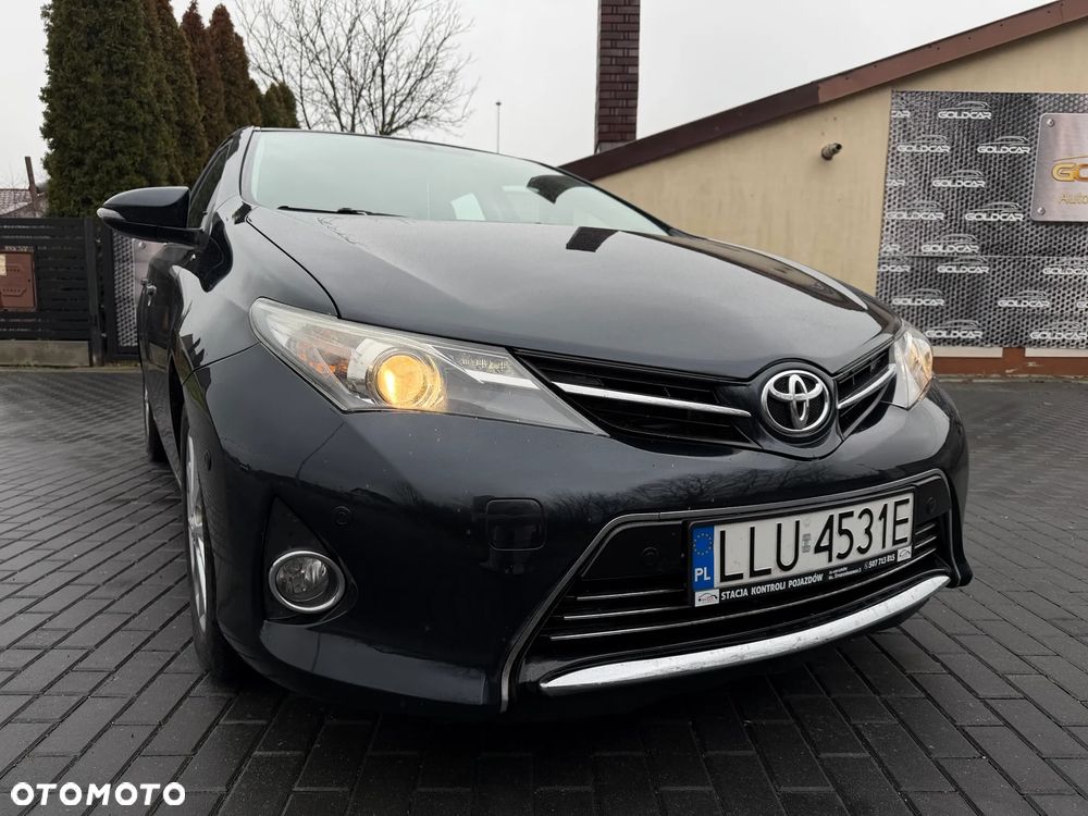 Toyota Auris 2.0 D-4D Premium - 20