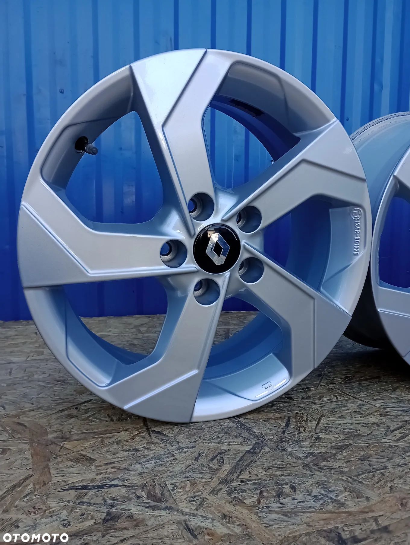 FELGI ALUMINIOWE 5x114 R17 7J ET40 RENAULT AUSTRAL CAPTUR CLIO ESPACE EXPRESS FLUENCE KADJAR KANGOO KOLEOS LAGUNA LATITUDE MEGANE TALISMAN ZOE - 1