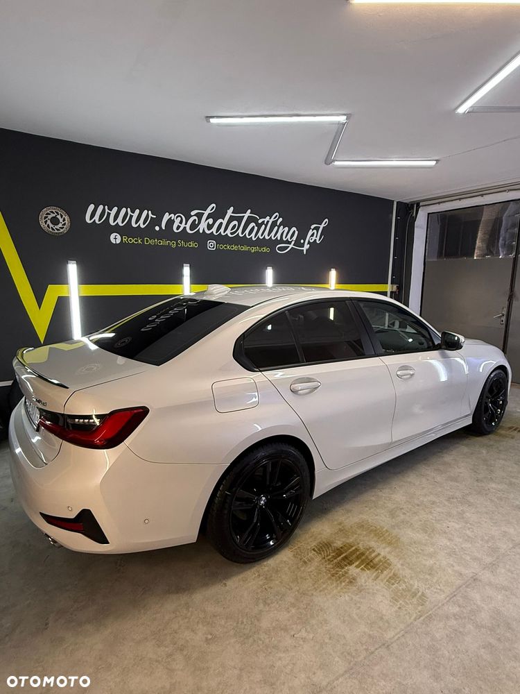 BMW Seria 3 318d MHEV Sport Line - 17