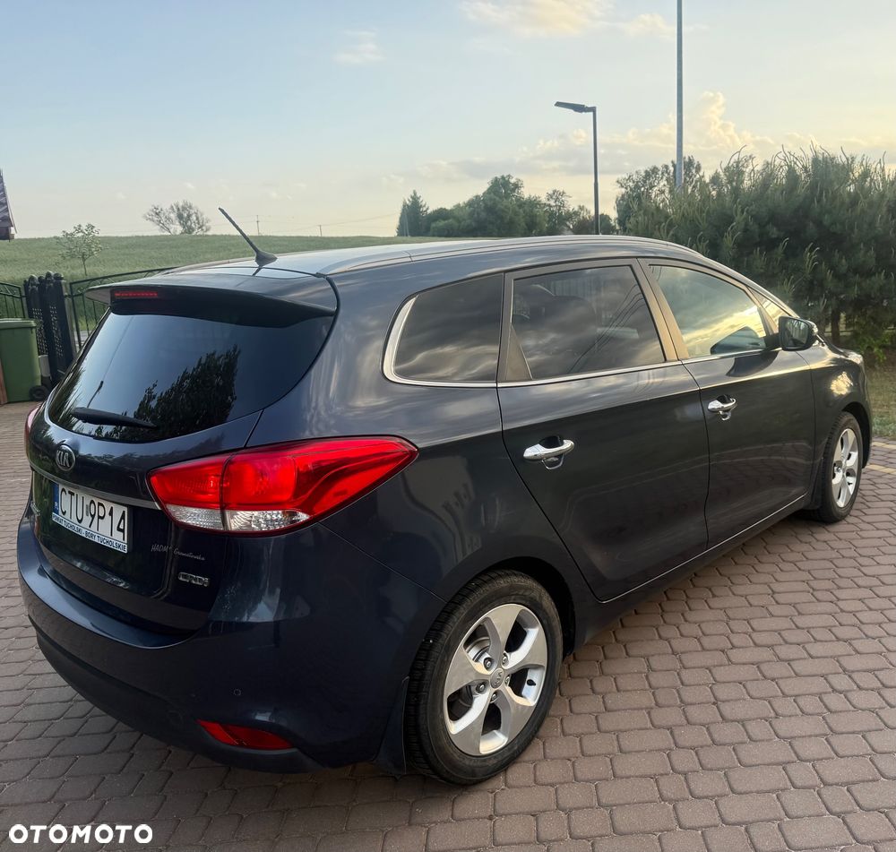 Kia Carens 1.7 CRDi XL - 1
