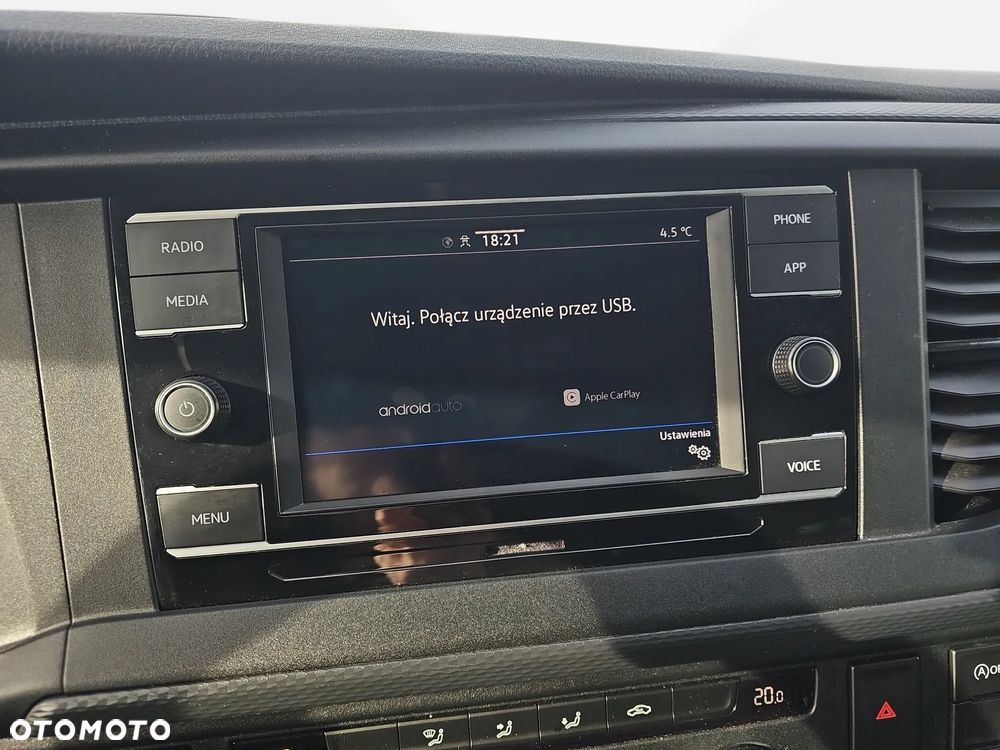 Volkswagen Caravelle - 29