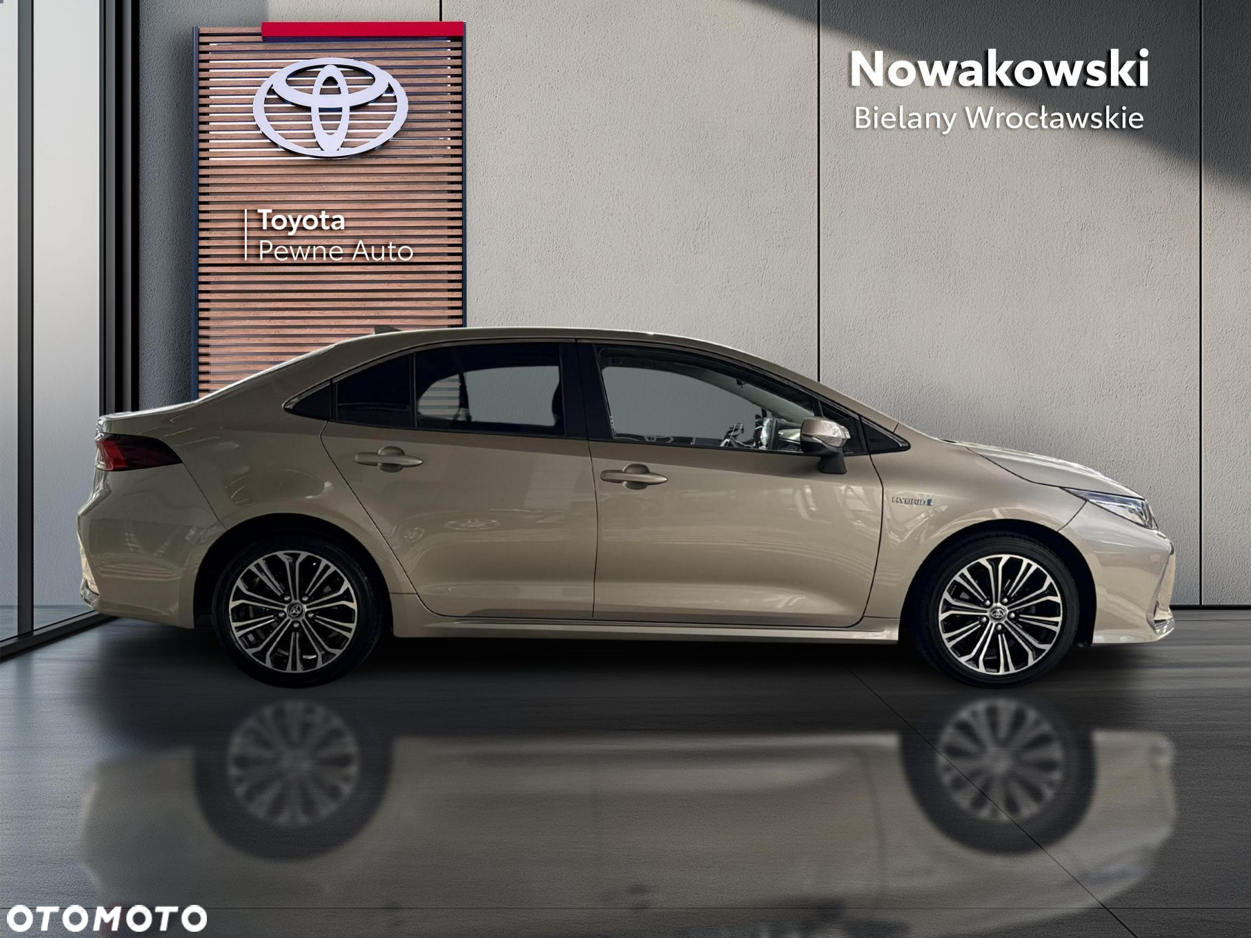 Toyota Corolla 1.8 Hybrid Comfort - 6