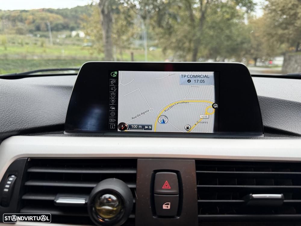 BMW 318 d Line Sport Shadow Auto - 23