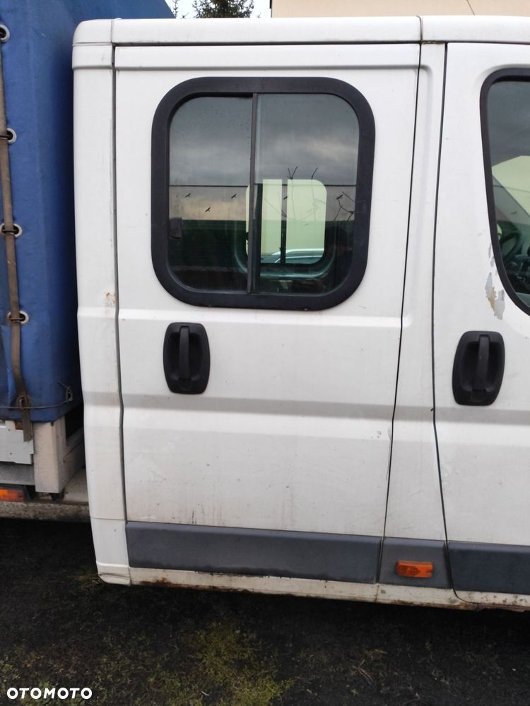 drzwi tył prawe (boczne) doka Białe kompletne do Fiat Ducato III boxer jumper II 06- DOKA PAKA SKRZYNIA dość ładne