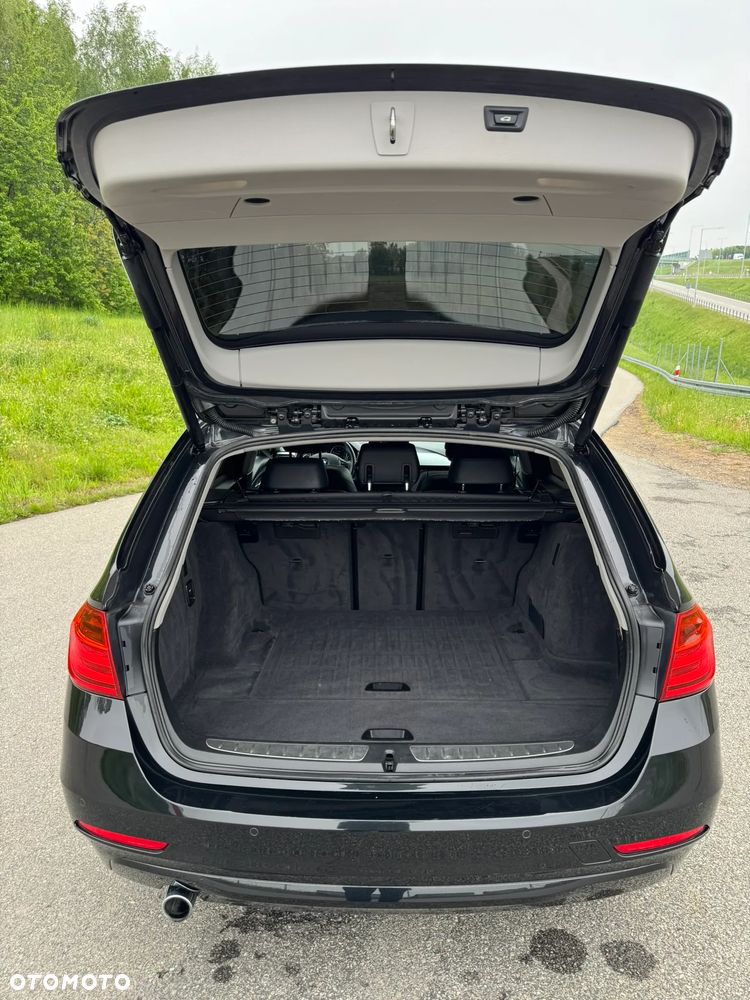 BMW Seria 3 320d Efficient Dynamics Edition - 10