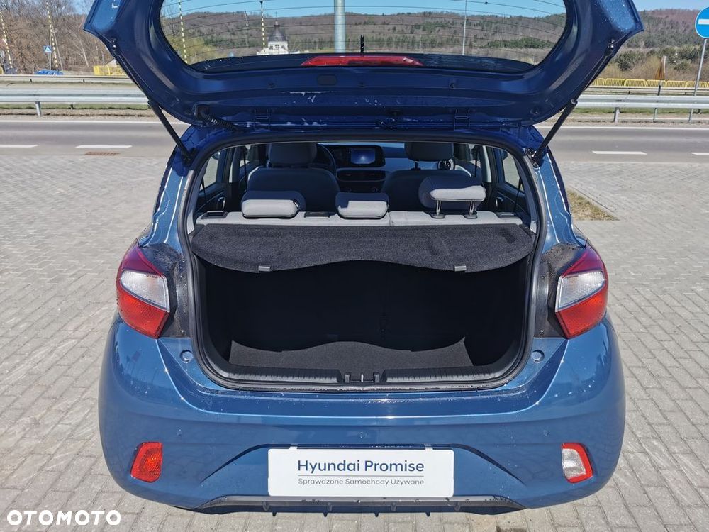 Hyundai i10 - 25