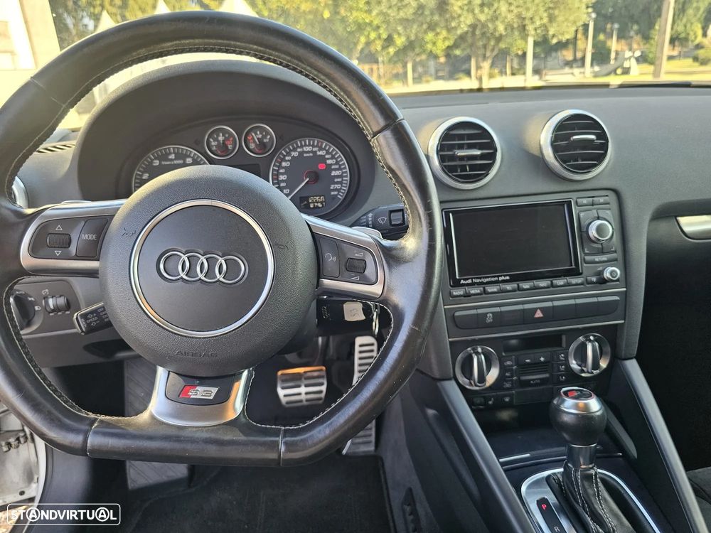 Audi S3 S tronic - 18
