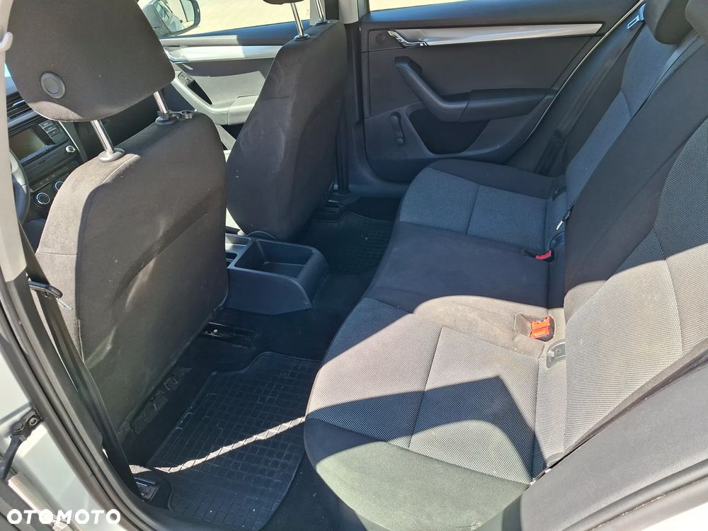 Skoda Octavia 1.6 TDI Style - 20