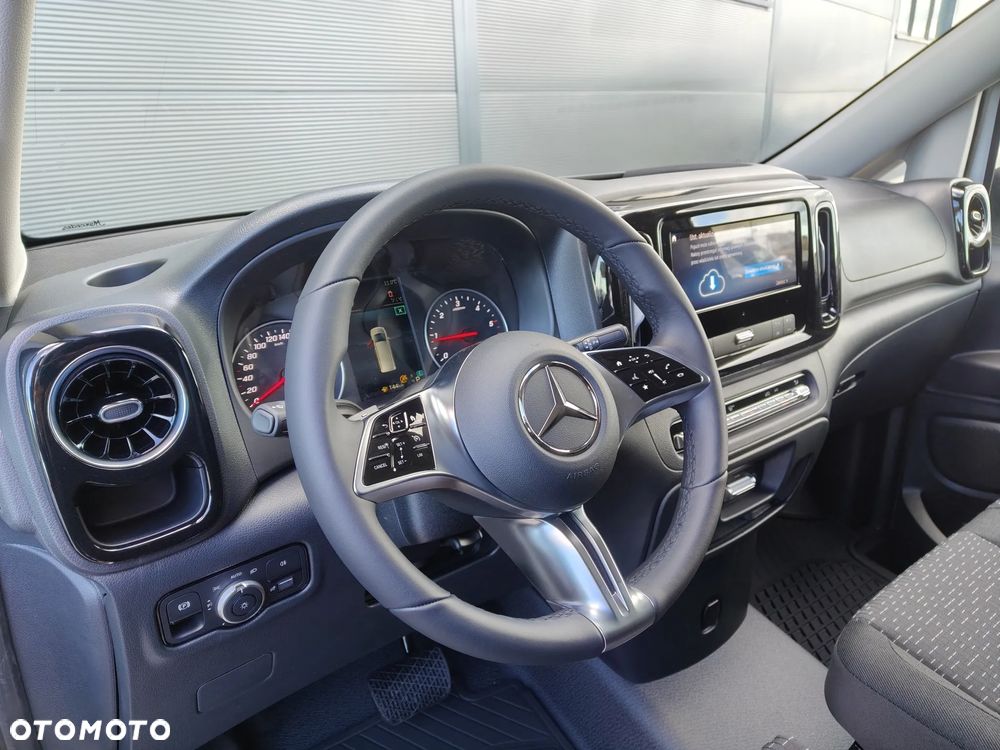 Mercedes-Benz Vito - 11