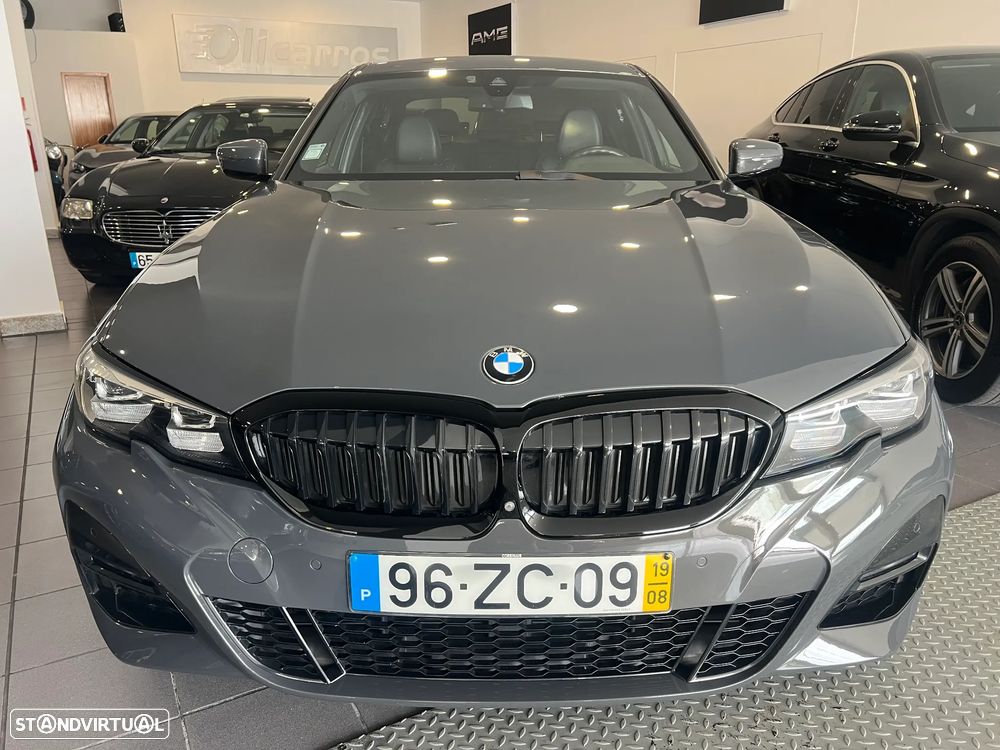 BMW 320 d Pack M Shadow Auto - 2
