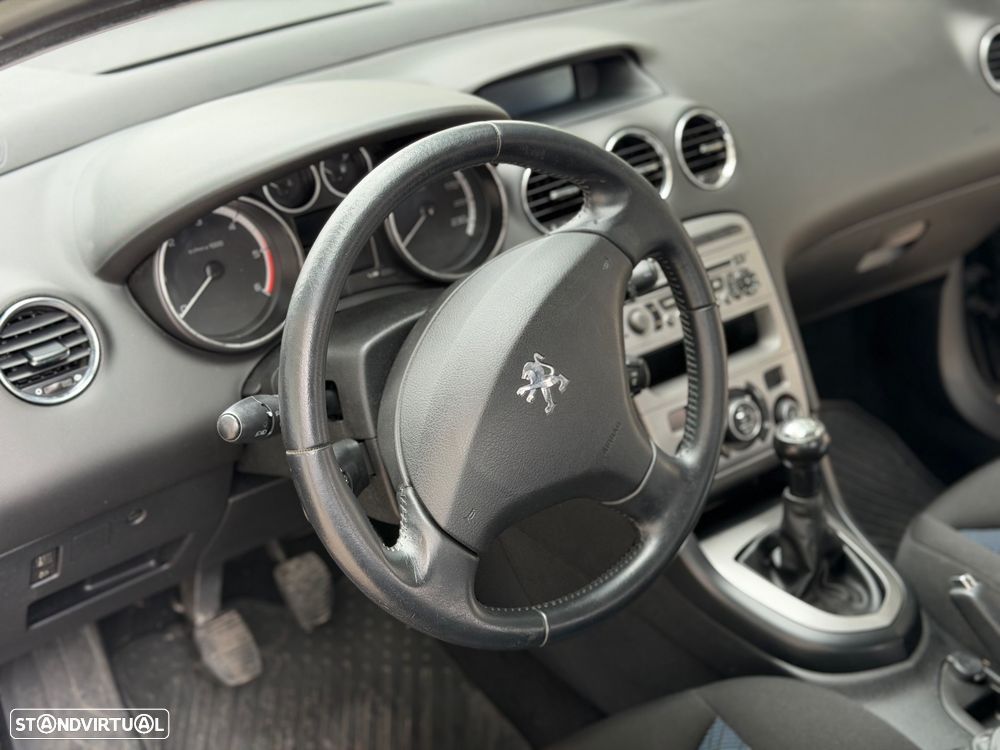 Peugeot 308 1.6 HDi Executive - 5