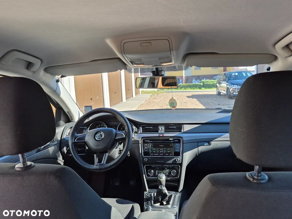 Skoda Superb 1.6 TDI Active - 10