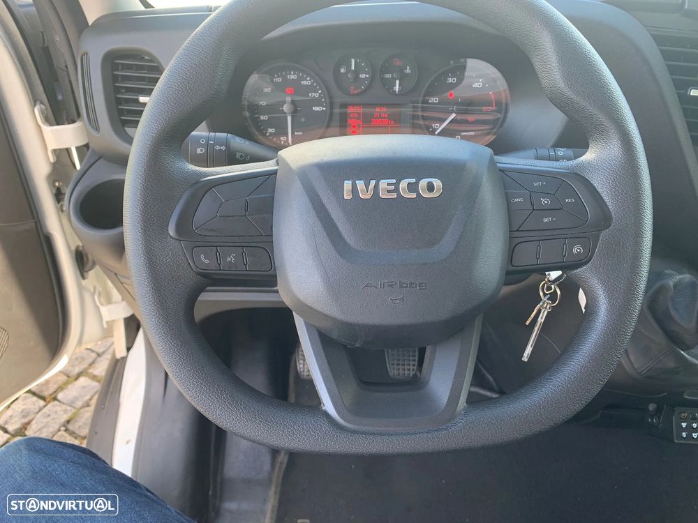 Iveco 35C16 12 M3 - 10