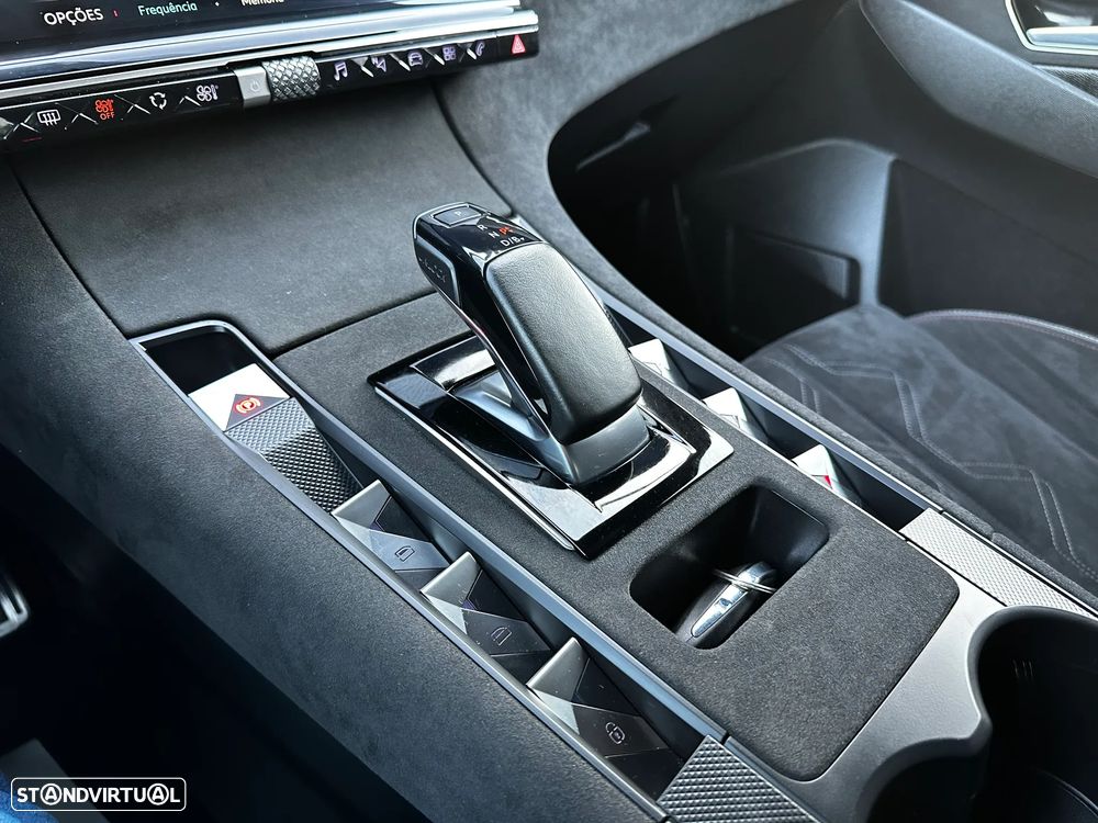 DS DS7 Crossback E-Tense Performance Line EAT8 - 28