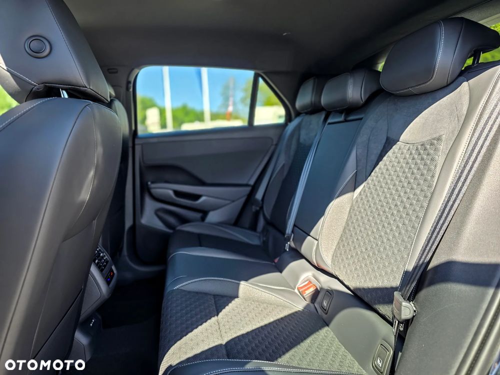 Volkswagen T-Roc 1.5 TSI R-Line DSG - 12