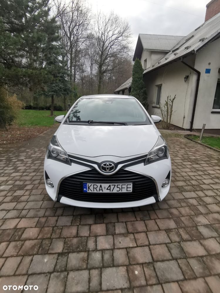 Toyota Yaris 1.0 VVT-i Sol - 2