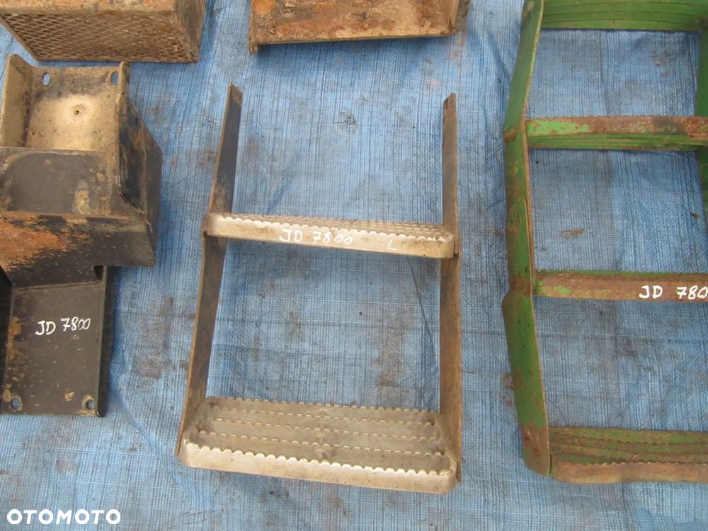 Schodek stopień New Holland 8970A - 1