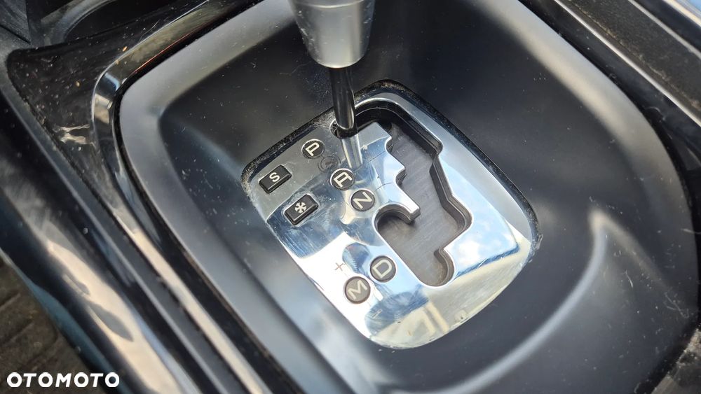 Peugeot 2008 PureTech 110 GPF Stop&Start EAT6 Allure - 20