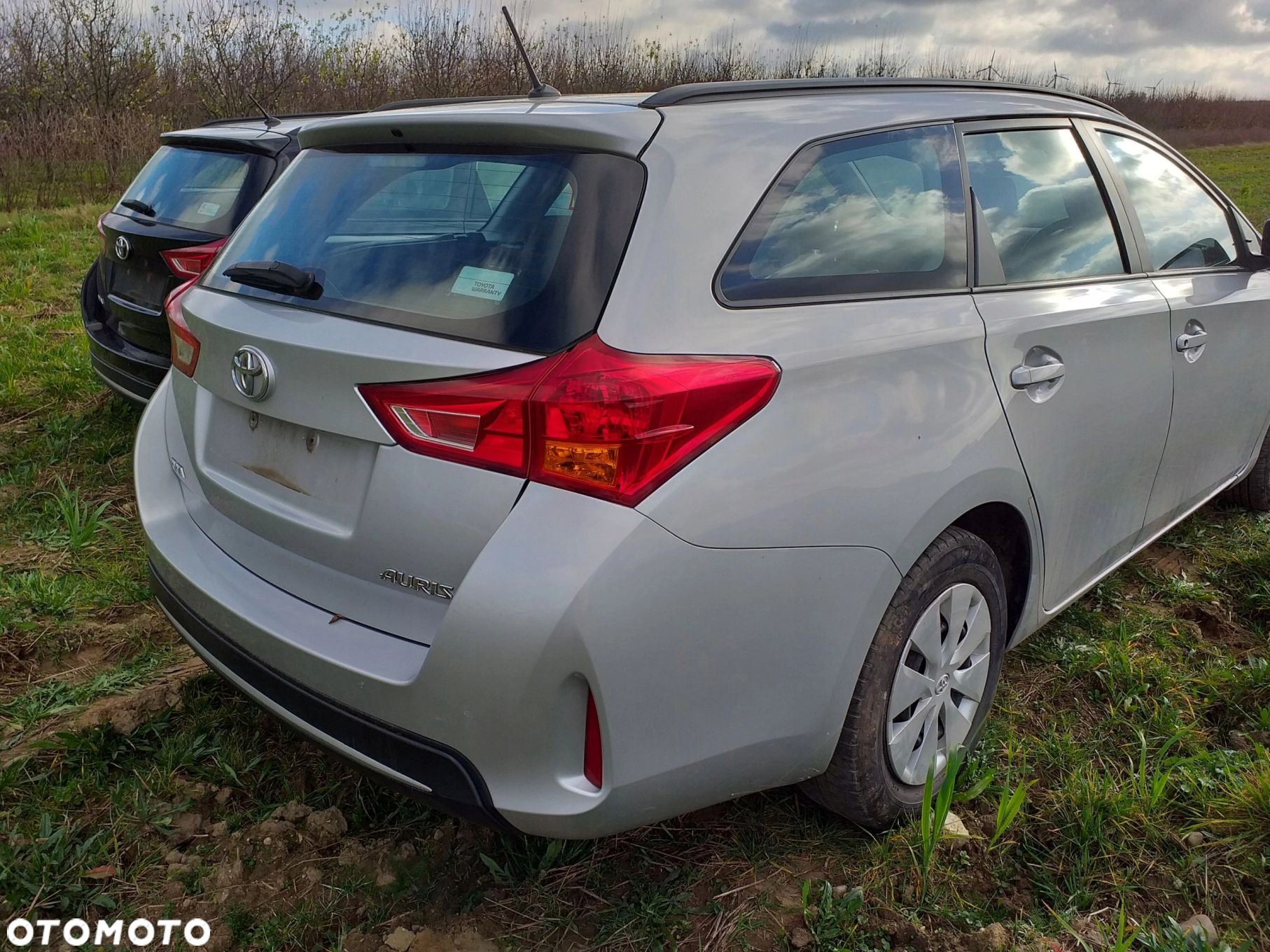 Toyota Auris II 1,4 poduszka łapa silnika skrzyni lewa C8 - 8
