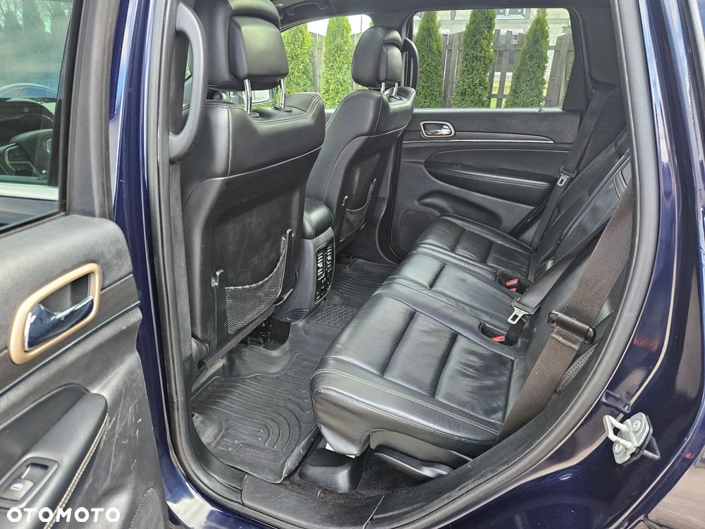 Jeep Grand Cherokee - 17