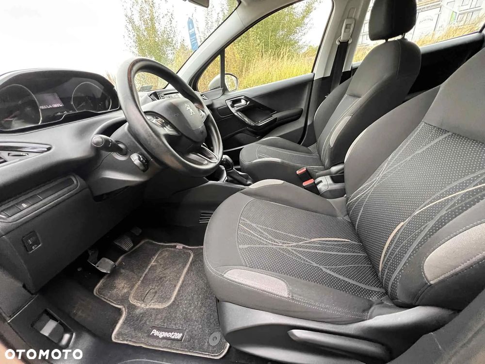 Peugeot 208 1.4 VTi Active - 26