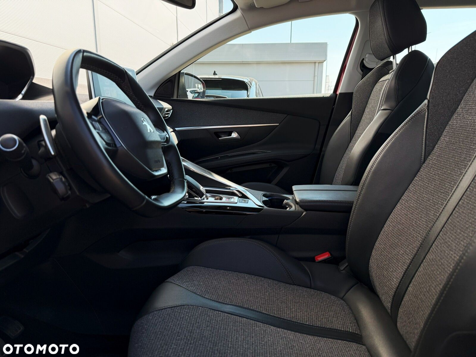 Peugeot 3008 1.2 PureTech GPF Allure S&S EAT8 - 14
