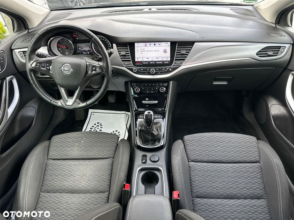 Opel Astra 1.6 CDTI Dynamic S&S - 17