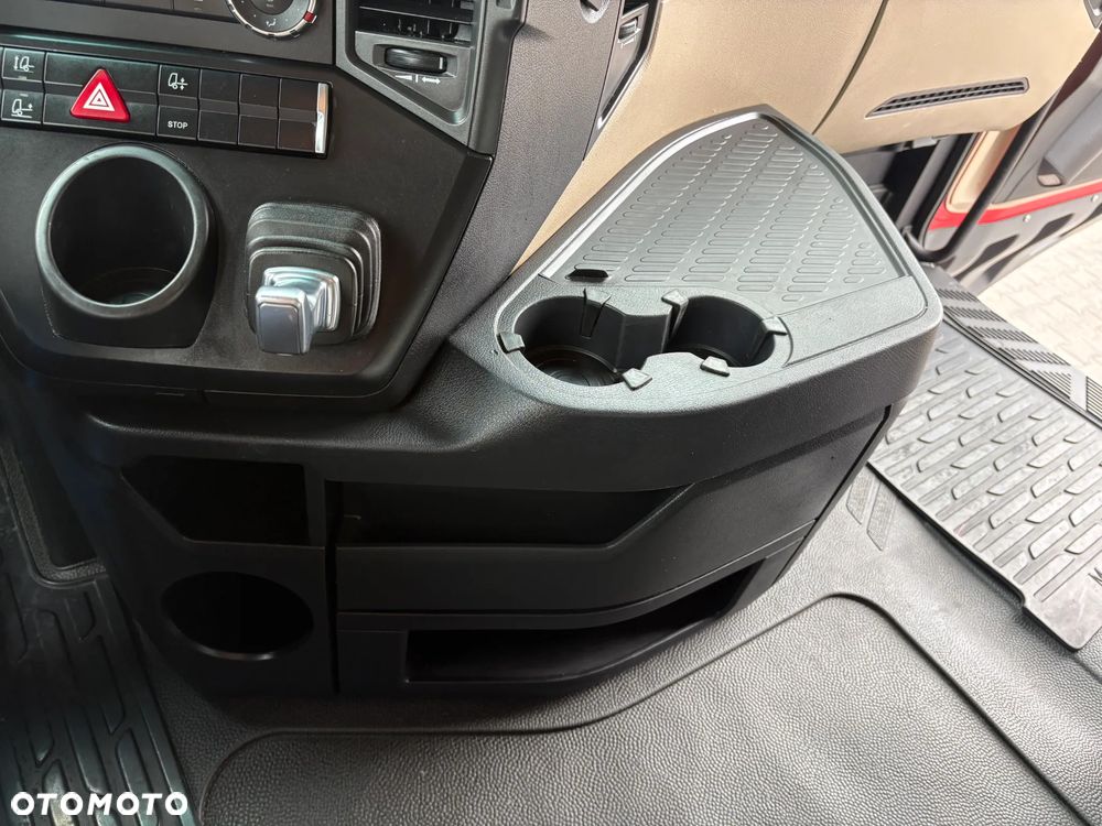 Mercedes-Benz ACTROS 1845 - 21