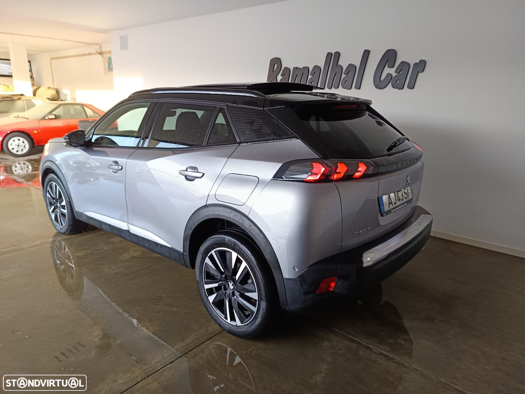 Peugeot 2008 1.5 BlueHDi GT Pack EAT8 - 12
