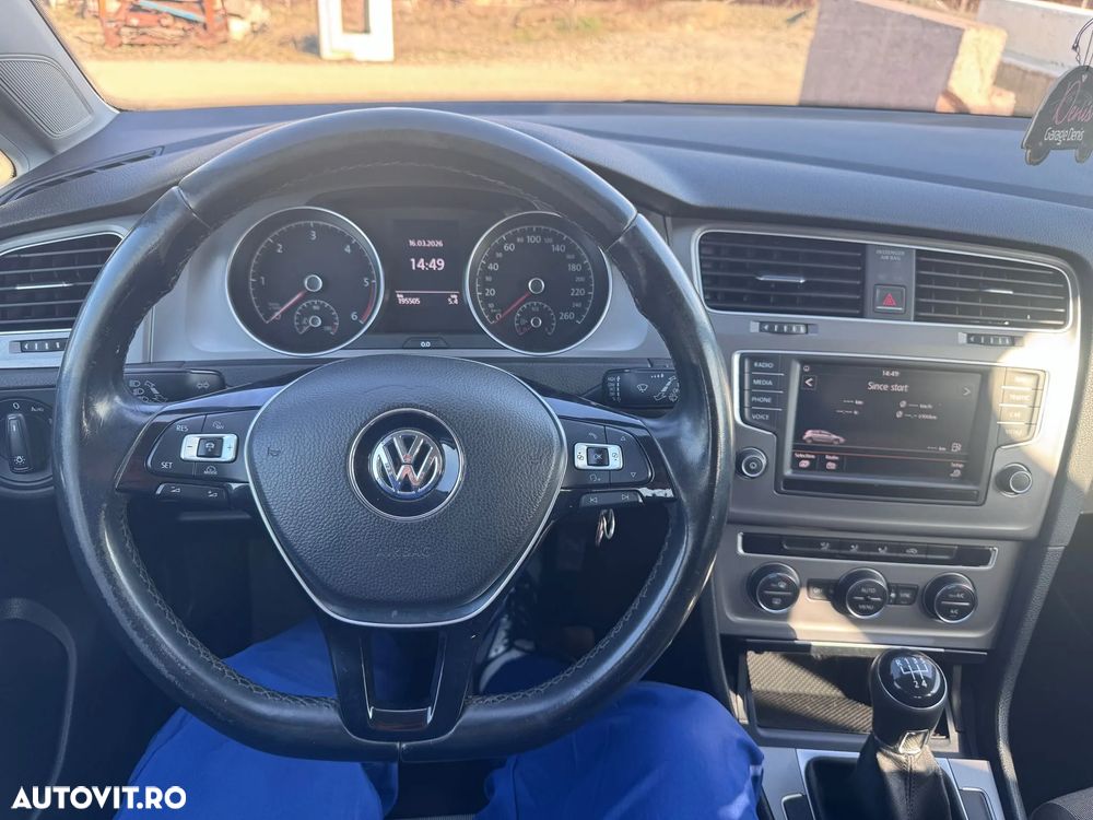 Volkswagen Golf 1.6 TDI BMT Comfortline - 9