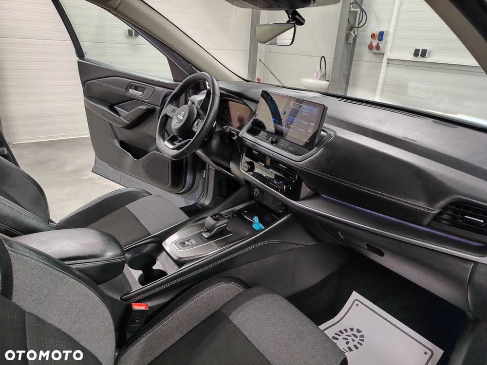 Nissan Qashqai 1.3 DIG-T MHEV Xtronic N-Connecta - 27