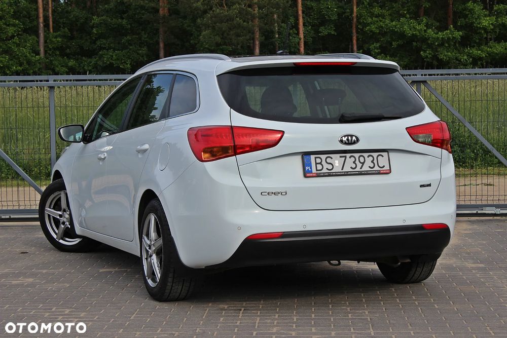 Kia Ceed 1.6 CRDi L Business Line - 24