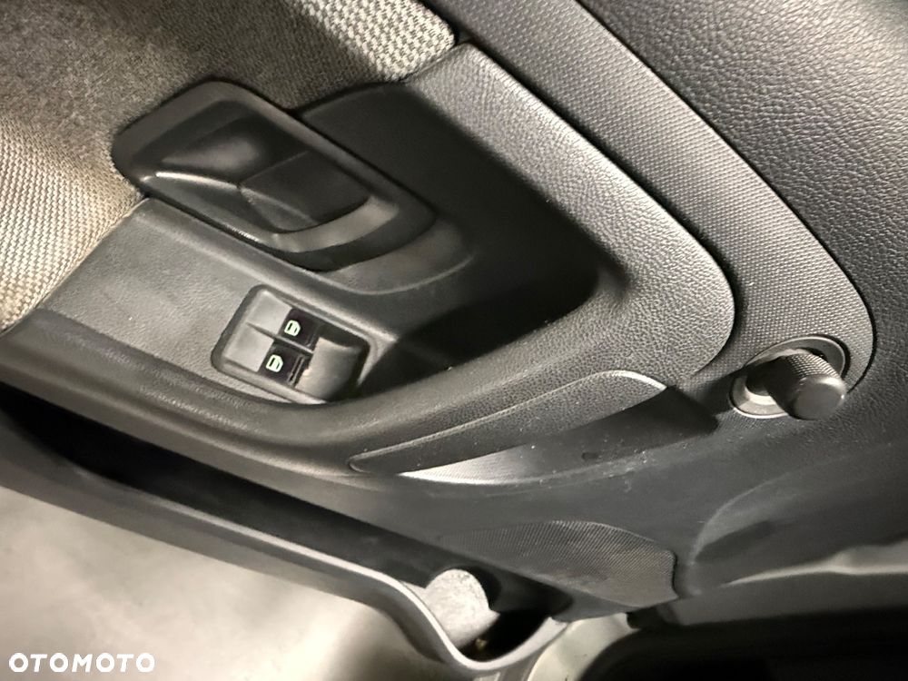 Skoda Fabia 1.6 TDI DPF FAMILY - 16