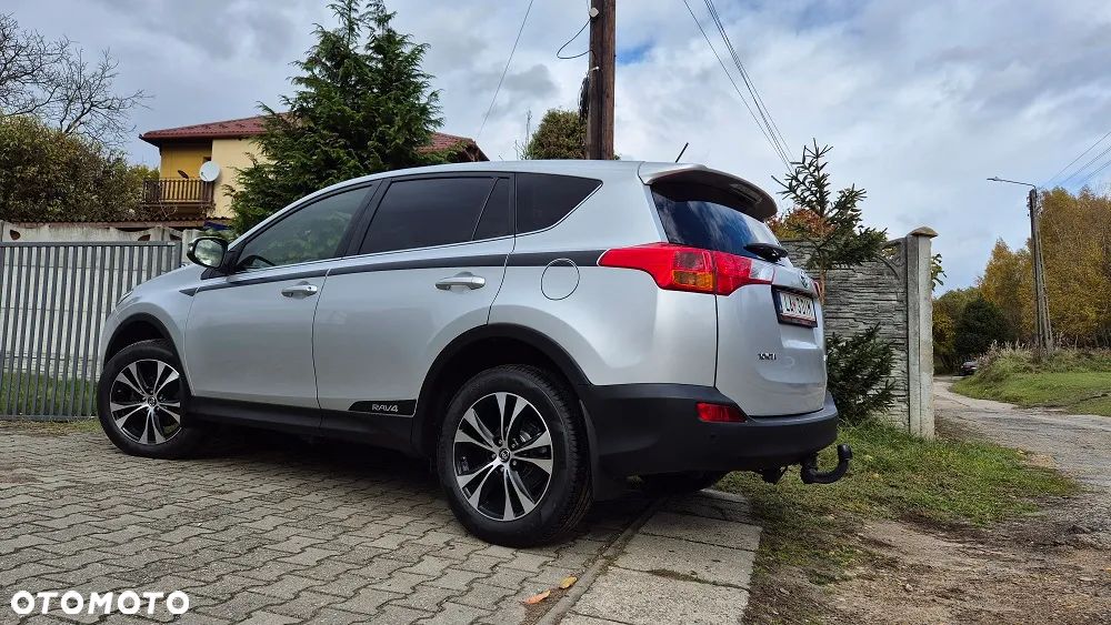 Toyota RAV4 2.0 D-4D Premium - 2