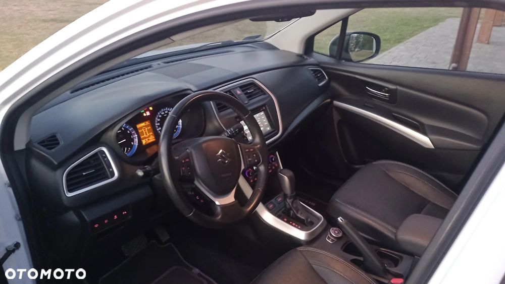 Suzuki SX4 1.6 Premium - 6